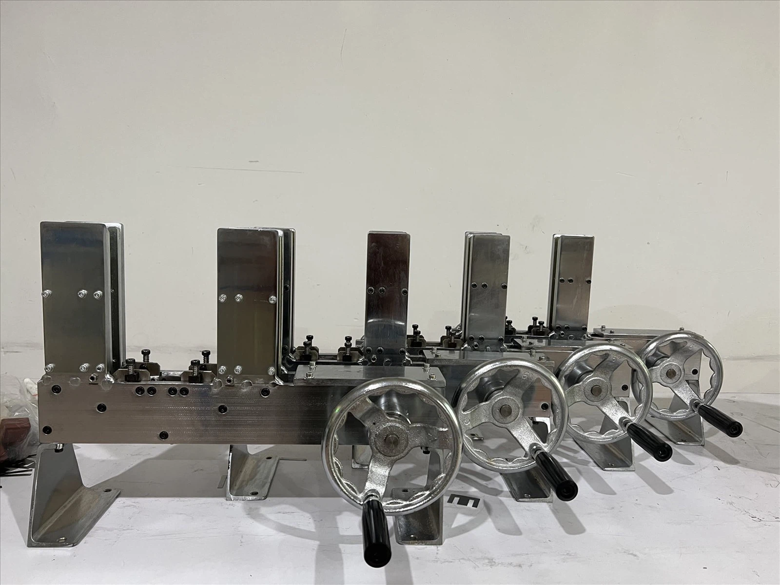 Manual E I insert machine Manual E I insert machine